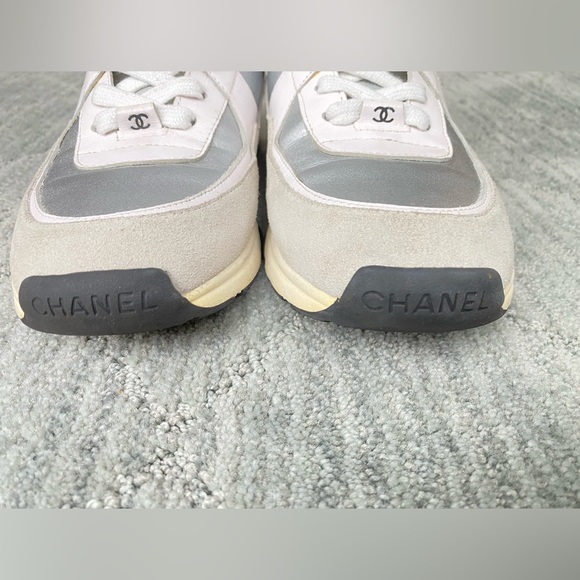 Chanel Sneaker - Picture 7 of 7